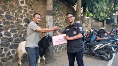 Pererat Tali Persaudaraan, Kapolresta Malang Kota Berikan Hewan Kurban Pada PWI Malang Raya