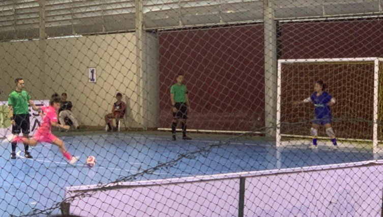 Kalah Adu Penalti, Tim Futsal Putri Kota Malang Raih Medali Perak