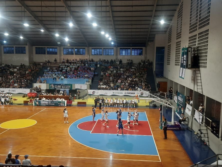 Tim Basket Putri Kota Malang Tundukkan Kota Blitar di Porprov Jatim 2025