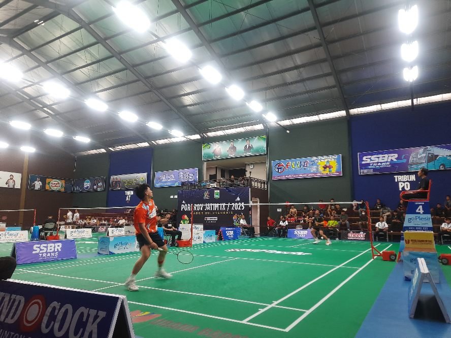 Kalahkan Jember, Bulu Tangkis Beregu Putra Kabupaten Malang Melaju ke Final Porprov Jatim