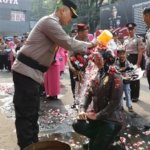 Momen Spesial Jelang Hari Bhayangkara, Kapolresta Malang Kota Naikkan Pangkat 54 Personel Polri