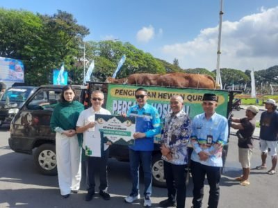 Persada Hospital dan Goto Serahkan Hewan Kurban ke Pemkot Malang