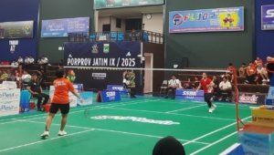 Kalahkan Pasuruan, Tim Beregu Putri Bulutangkis Kabupaten Malang Melaju ke Babak Final