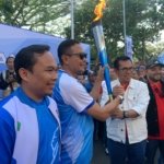Kirab Api Porprov Jatim 2025 Tiba di Kota Malang, Diarak Keliling