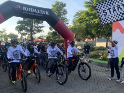 Gowes Wisata Meriahkan Hari Bhayangkara ke-79, Disparta dan Polres Batu Angkat Potensi Desa Wisata