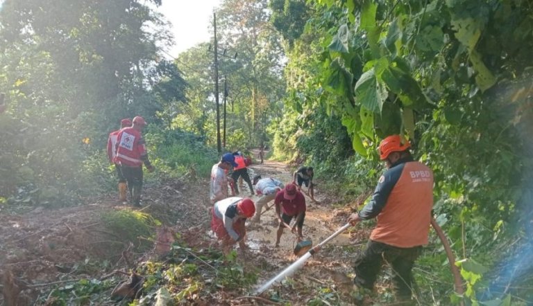 Dua Desa di Malang Selatan Diterjang Banjir dan Tanah Longsor
