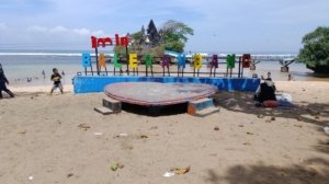 Gelaran Porprov Jatim 2025, Jumlah Pengunjung Wisata Pantai Balekambang Turun 50 Persen