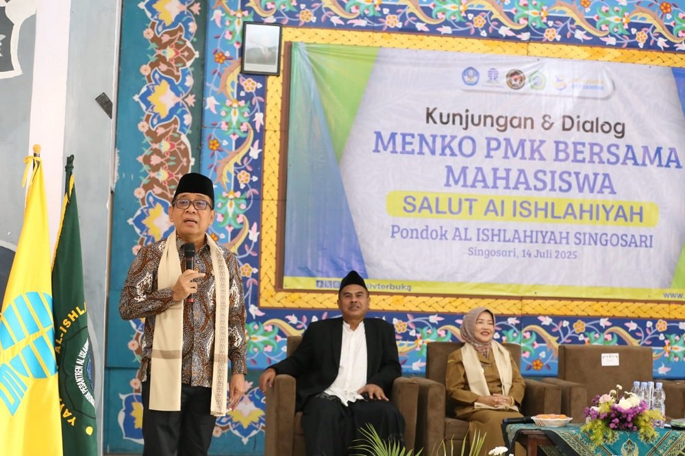 Dorong Pesantren Lahirkan SDM Unggul, Menko PMK Soroti Penguasaan Bahasa dan Transformasi Digital