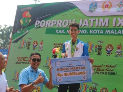 Siswa SMAN 9 Malang Sumbang Medali Emas di Cabor Lari Porprov Jatim 2025