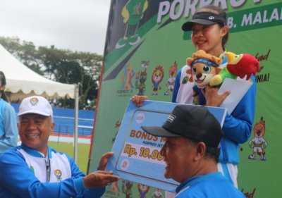 Kota Malang Tambah Medali Emas pada Cabang Olahraga Lompat Jangkit