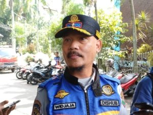 Hindari Kerusakan, Pembayaran QRIS Ditempel di Petugas Parkir