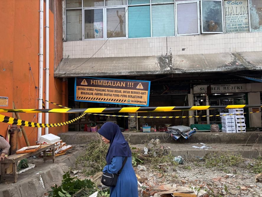 DPRD Kota Malang Tinjau Tembok Ambrol di Pasar Besar, Pemkot Diminta Gerak Cepat