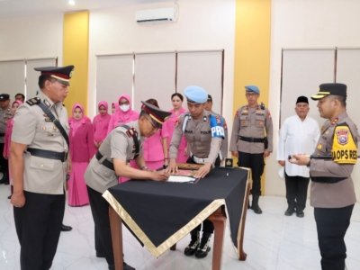 Sertijab Polres Batu Sertijab Kapolsek Batu dan Bumiaji, Kapolres Tegaskan Komitmen Pelayanan Presisi