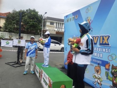 Atlet Balap Sepeda Kota Malang Tambah Medali Perak di Nomor Criterium Porprov IX Jatim 2025