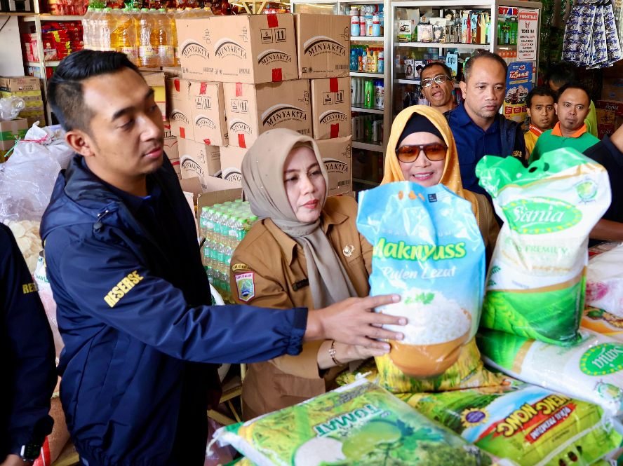 Satgas Pangan Malang Sidak Beras Kemasan, Warga Diimbau Pilih Produk Lokal