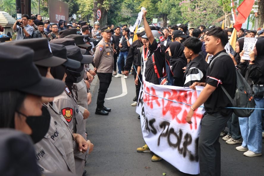 Situasi Tak Kondusif, Bupati Malang Keluarkan SE Tentang Keamanan Kerja Pegawai