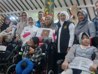 Tekan Kemiskinan di Malang Selatan, Pemprov Jatim Gelontorkan Bansos Sebesar 16 Miliar