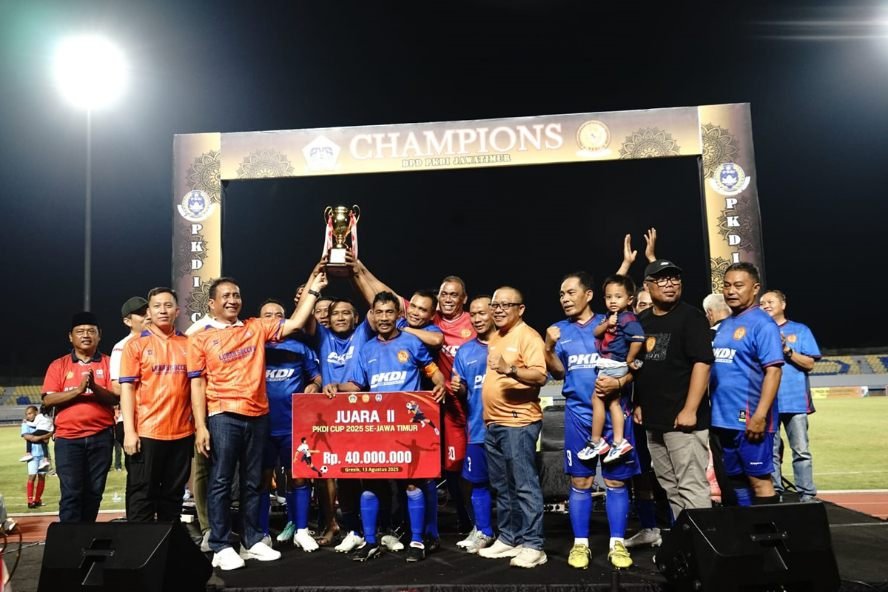 Laga Turnamen Sepakbola PKDI Cup I 2025 Jatim, Tim Kabupaten Malang Juara Runner Up