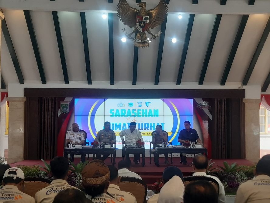 Polres Malang Tata Ulang Angkutan Wisata Bromo, Tekankan Standarisasi Jeep untuk Keselamatan Pengunjung