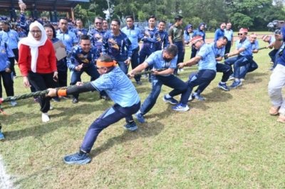 Lanud Abdulrachman Saleh Rayakan HUT ke-80 RI dengan Lomba Rakyat Bersama Insub