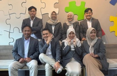 Tim Humas UMM Langganan, Humas UMM Raih Prestasi Jadi Humas Kampus Terbaik se-Jatim