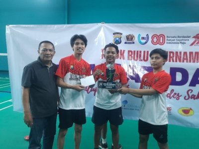 Jalin Keakraban, PWI Malang Raya Gelar Turnamen Tepok Bulu