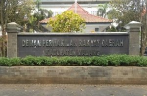 Dua Pimpinan DPRD Kabupaten Malang Diam-diam 'Pelesir' ke Luar Daerah