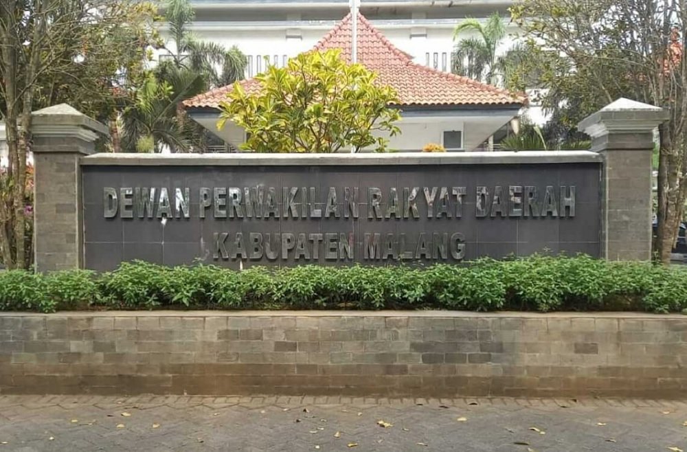 Dua Pimpinan DPRD Kabupaten Malang Diam-diam 'Pelesir' ke Luar Daerah