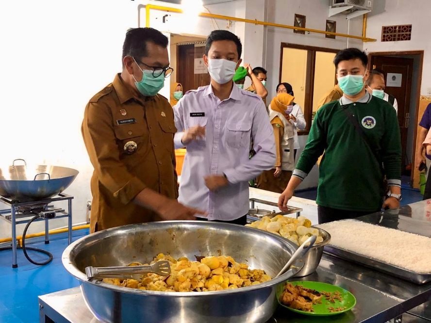 Evaluasi Program MBG, Wali Kota Batu Cek Dua Dapur Penyedia Makanan