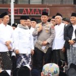 Aksi Damai ‘Jumat Putih’ di Polres Malang, Ribuan Santri Bela Kiai dan Pesantren