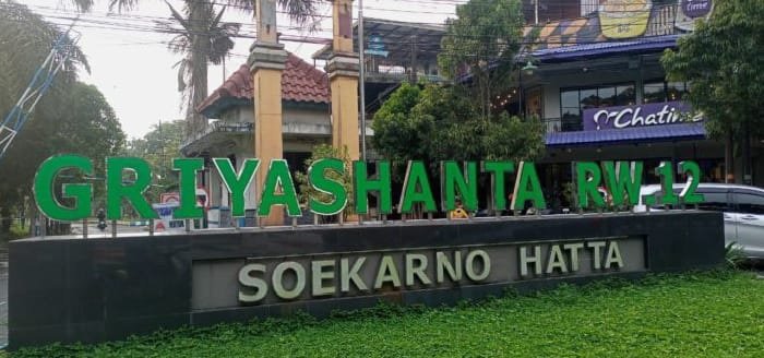 Tertibkan Tembok Penghalang Jalan Tembus, Beberapa Driver Ojol Siap Dukung Satpol-PP Kota Malang