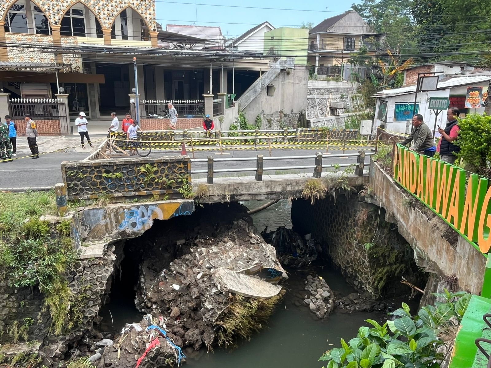 Jembatan Sonokembang Belum Bisa Diperbaiki, Perbaikan Butuh Rp 5 Miliar