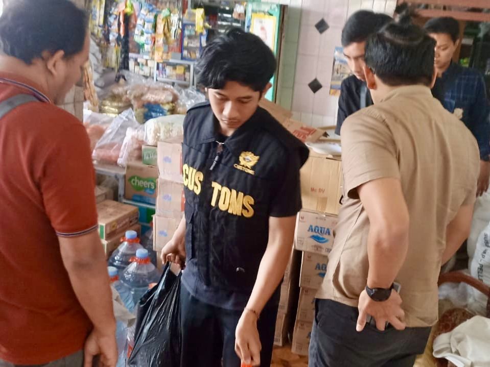 Operasi Gabungan Satpol PP Kota Batu dan Bea Cukai, Sita 4.620 Bungkus Rokok Ilegal