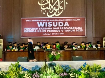Wisuda ke-89 UIN Malang: Ada 800 Wisudawan, Salah Satunya Menteri Haji dan Umrah