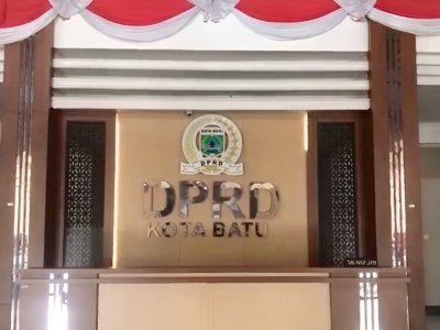 gedung dprd kota batu