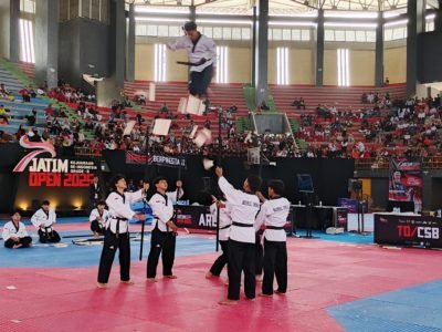 Ribuan Taekwondoin Meriahkan Kejurnas Taekwondo Grade-B Jatim Open 2025