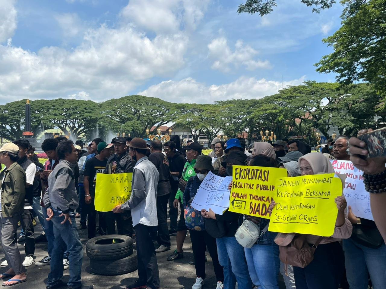 Aliansi Pro Publik Desak Pemkot Malang Bongkar Tembok Griya Shanta