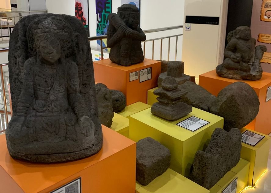 Mahasiswa Asal Tanzania Pelajari Sejarah Indonesia di Museum Mpu Purwa