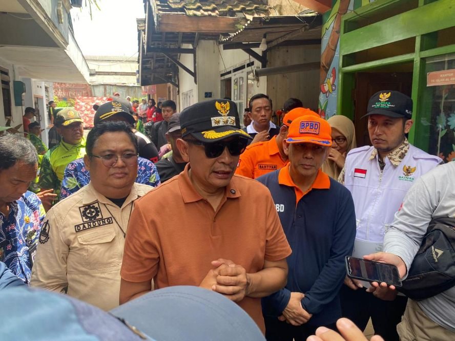 Wali Kota Malang Tinjau Sejumlah Titik Banjir Akibat Hujan Deras