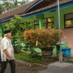 Bupati Malang Tinjau Atap Sekolah Ambruk di SDN 4 Sukowilangun