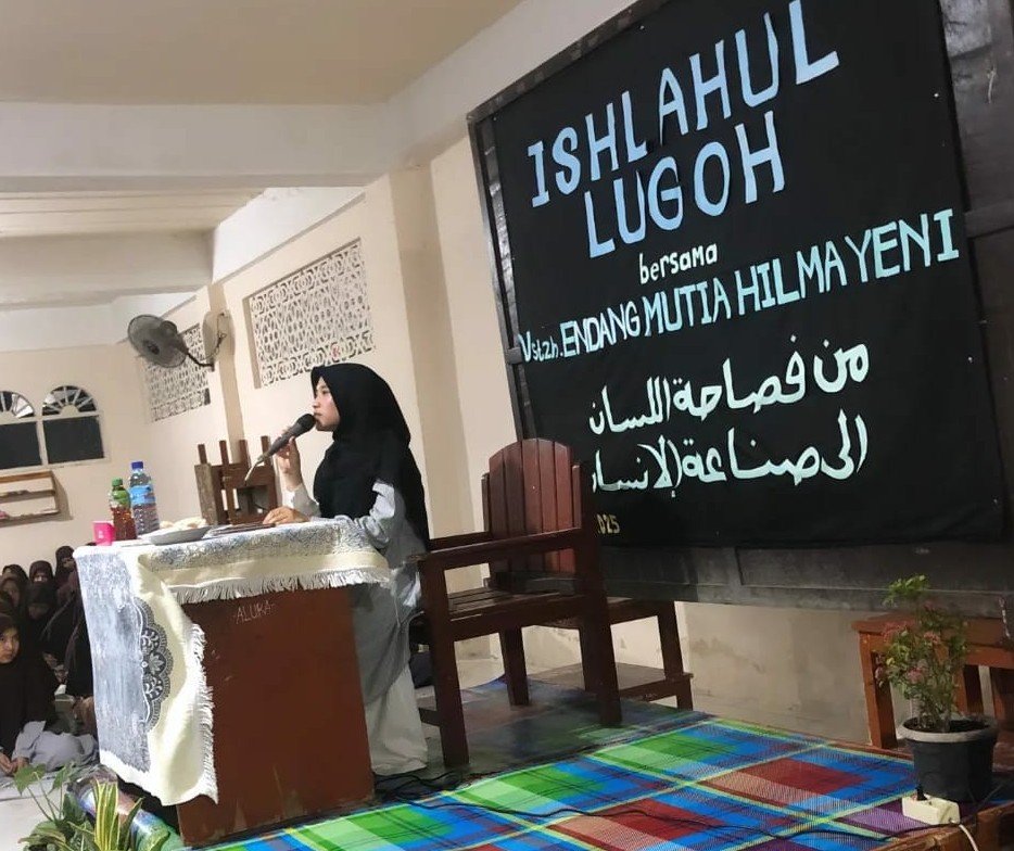 Mahasiswa Humaniora UIN Malang Berikan Penguatan Pengabdian di Ponpes Nurul Hakim Lombok