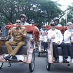 Pemkot Malang Bagikan Bantuan 200 Becak dari Presiden