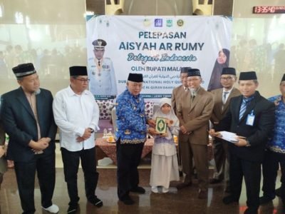 Bupati Malang Berangkatkan Aisyah Ar Rumy Ikuti Kompetisi Al-Qur'an Internasional