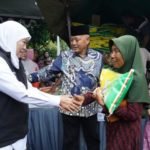 Gubernur Jatim Salurkan Bansos dan Gelar Pasar Murah di Kabupaten Malang