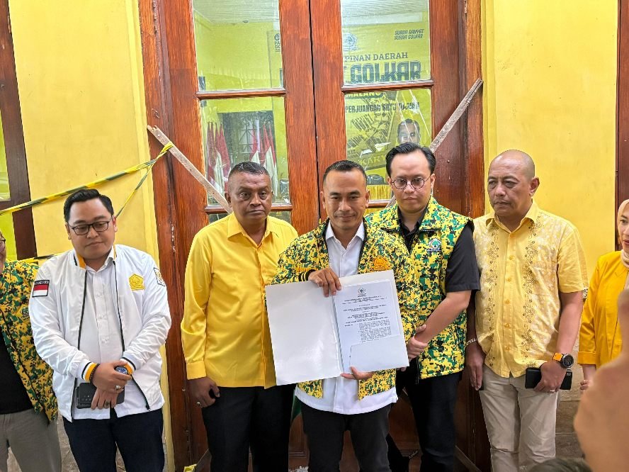 Pengurus DPD Partai Golkar Kota Malang Resmi Buka Segel Kantor