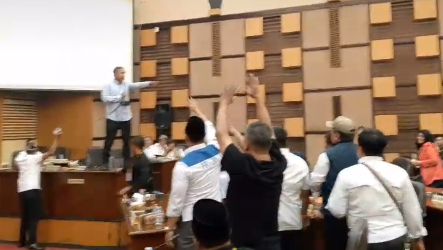 Pilihan Ketum KONI Kabupaten Malang Muskorkablub Memanas, Zia’ul Naik Pitam