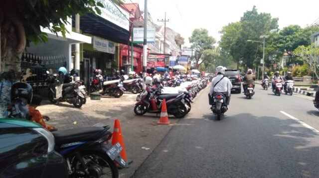 Juru Parkir di Kabupaten Malang Wajib Setor Melalui QRIS