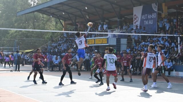 Berlangsung Seru, Pertandingan Voli dalam Rangka HUT TNI AU Ke-80 di Lanud Abd Saleh