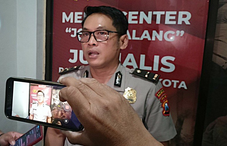 Cegah Kepanikan, Polresta Malang Kota Bergerak Cepat Bongkar Misteri "Pocong Abal-abal"