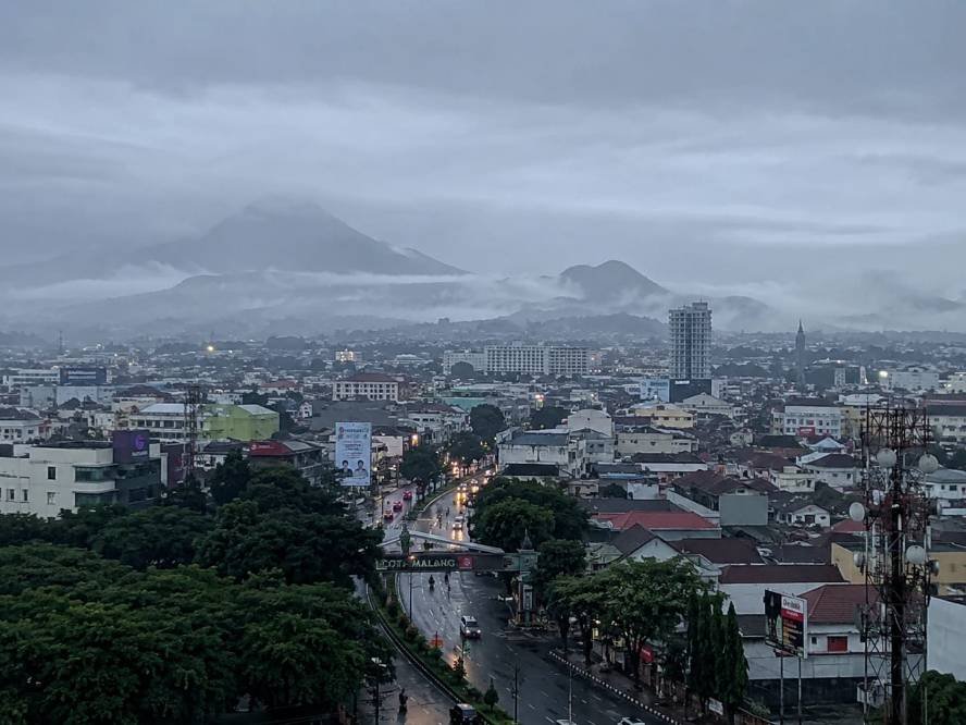 Fenomena Musim Kemarau, Suhu di Malang Bedinding